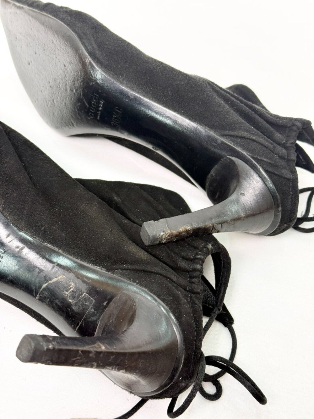 Gucci by Tom Ford 2004 Vintage Black Suede Ruched Ankle Heels – EU 36.5C - Picture 7 of 8
